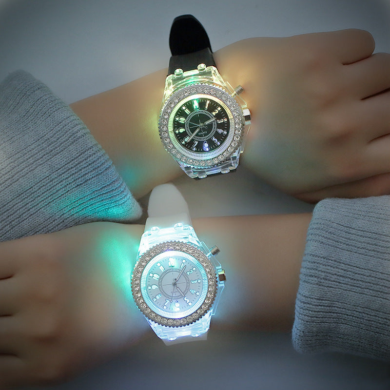 Wholesale New Fashion Trend Male And Female Student Couple LED Watch Luminous Silicone Personality Water Diamond British Watch