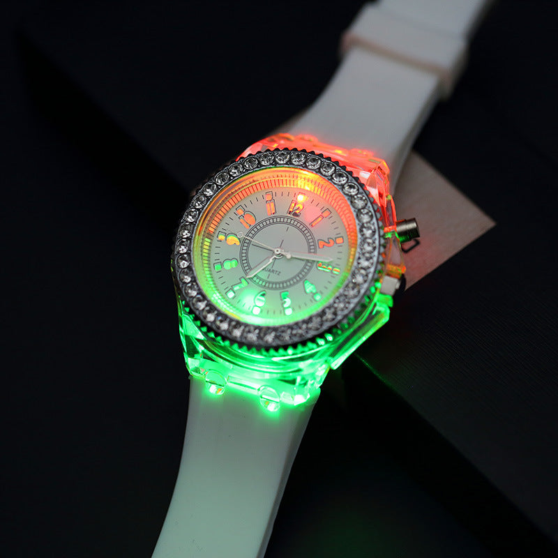 Wholesale New Fashion Trend Male And Female Student Couple LED Watch Luminous Silicone Personality Water Diamond British Watch