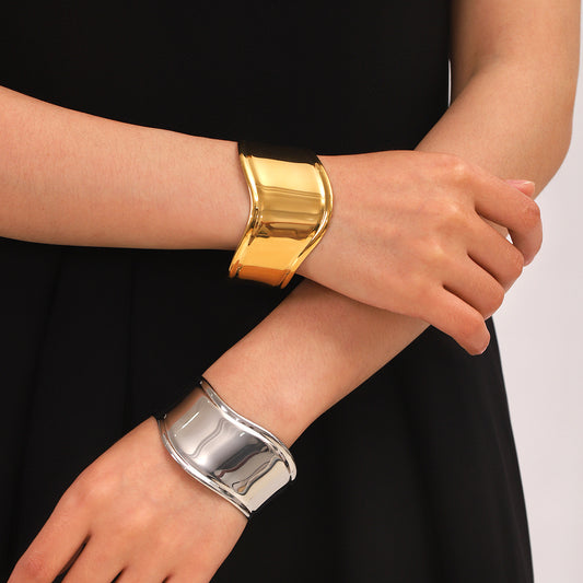 European And American Ins Style Stainless Steel Asymmetrical Glossy Open Bracelet Women&#039;s Accessible Luxury High-End Bracelet Titanium Steel Bracelet